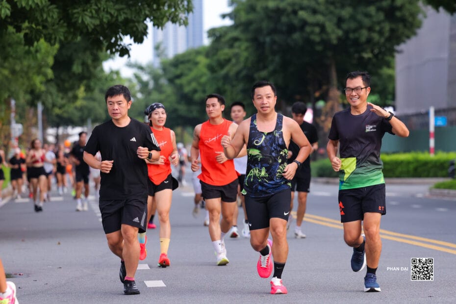 Chọn Giày Chạy Bộ Phù Hợp: Bài Học Từ Đôi Chân Của Chính Mình