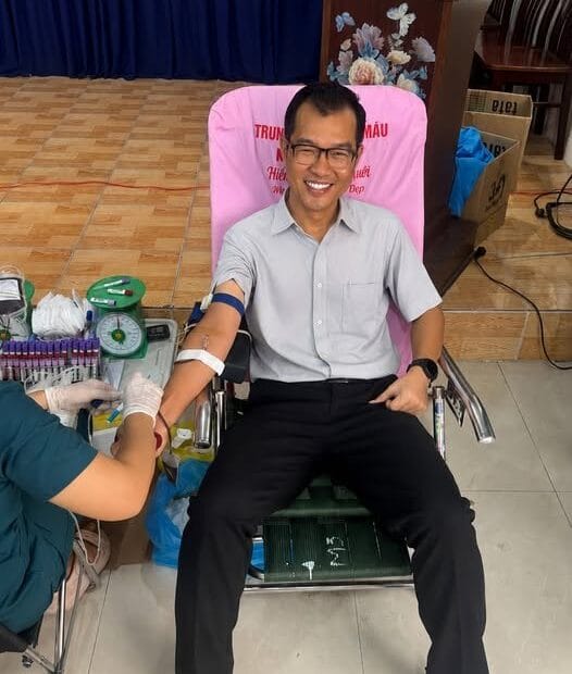 Hiến máu tình nguyện trong một buổi sáng thứ bảy tình cờ