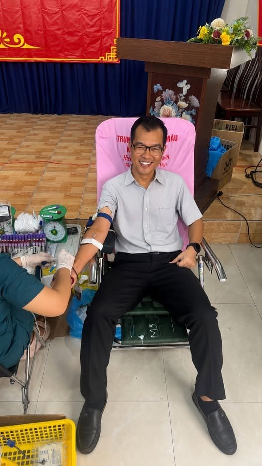 Hiến máu tình nguyện trong một buổi sáng thứ bảy tình cờ